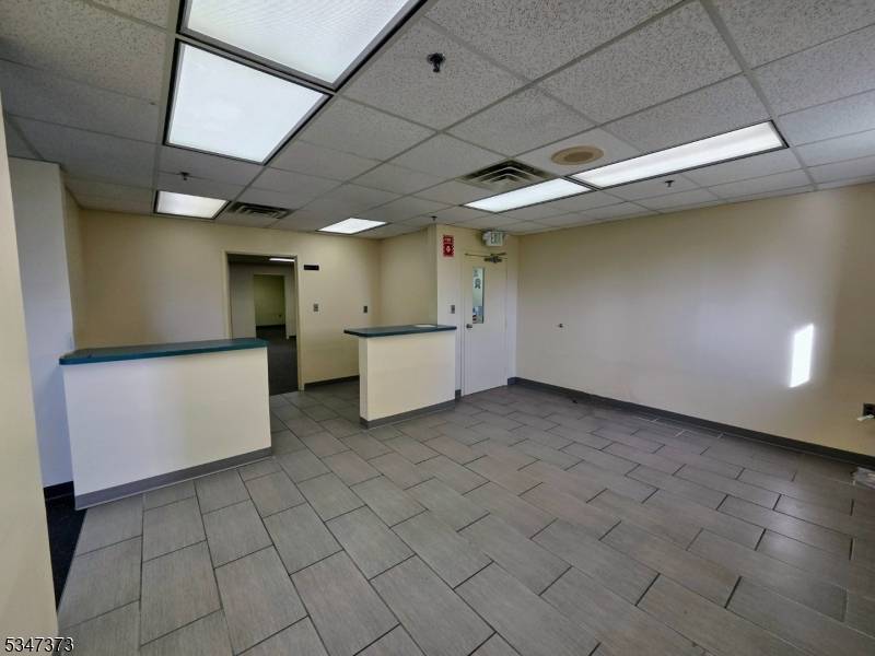 Waldwick Boro, NJ 07463,168 Franklin Tpke  unit 103B