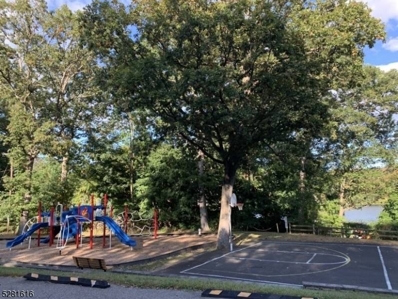 Jefferson Twp., NJ 07885,59 W Shawnee Trl