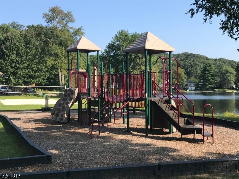 Jefferson Twp., NJ 07885,59 W Shawnee Trl