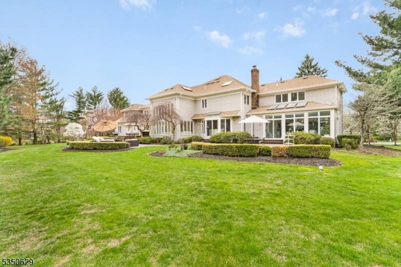 Mendham Twp., NJ 07960,4 Ascot Ln