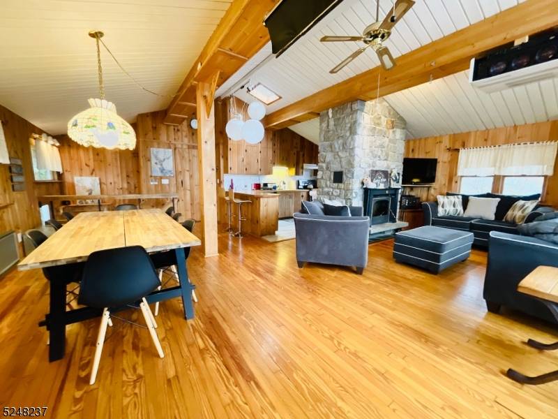 Vernon Twp., NJ 07422,639 Canistear Rd