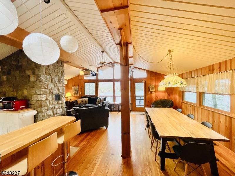 Vernon Twp., NJ 07422,639 Canistear Rd