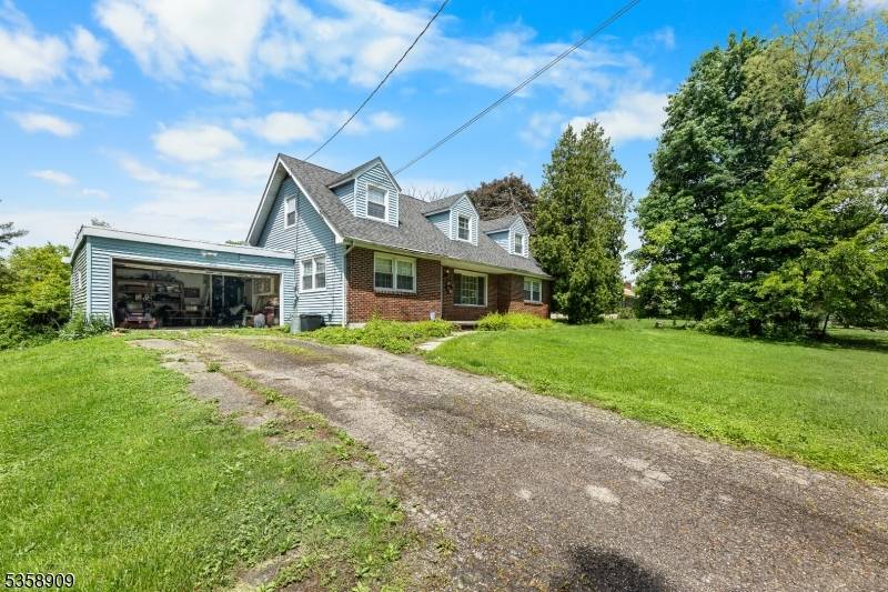 Greenwich Twp., NJ 08804,705 Warren Glen Rd