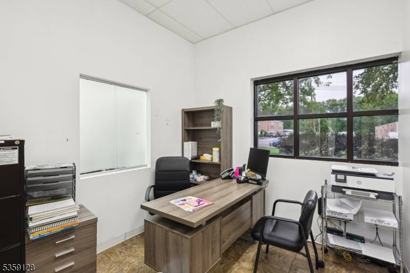 Livingston Twp., NJ 07039,18 Microlab Rd