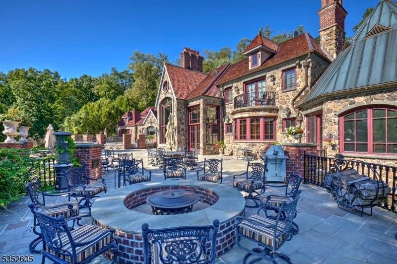 Chester Twp., NJ 07931,770 Pottersville Rd