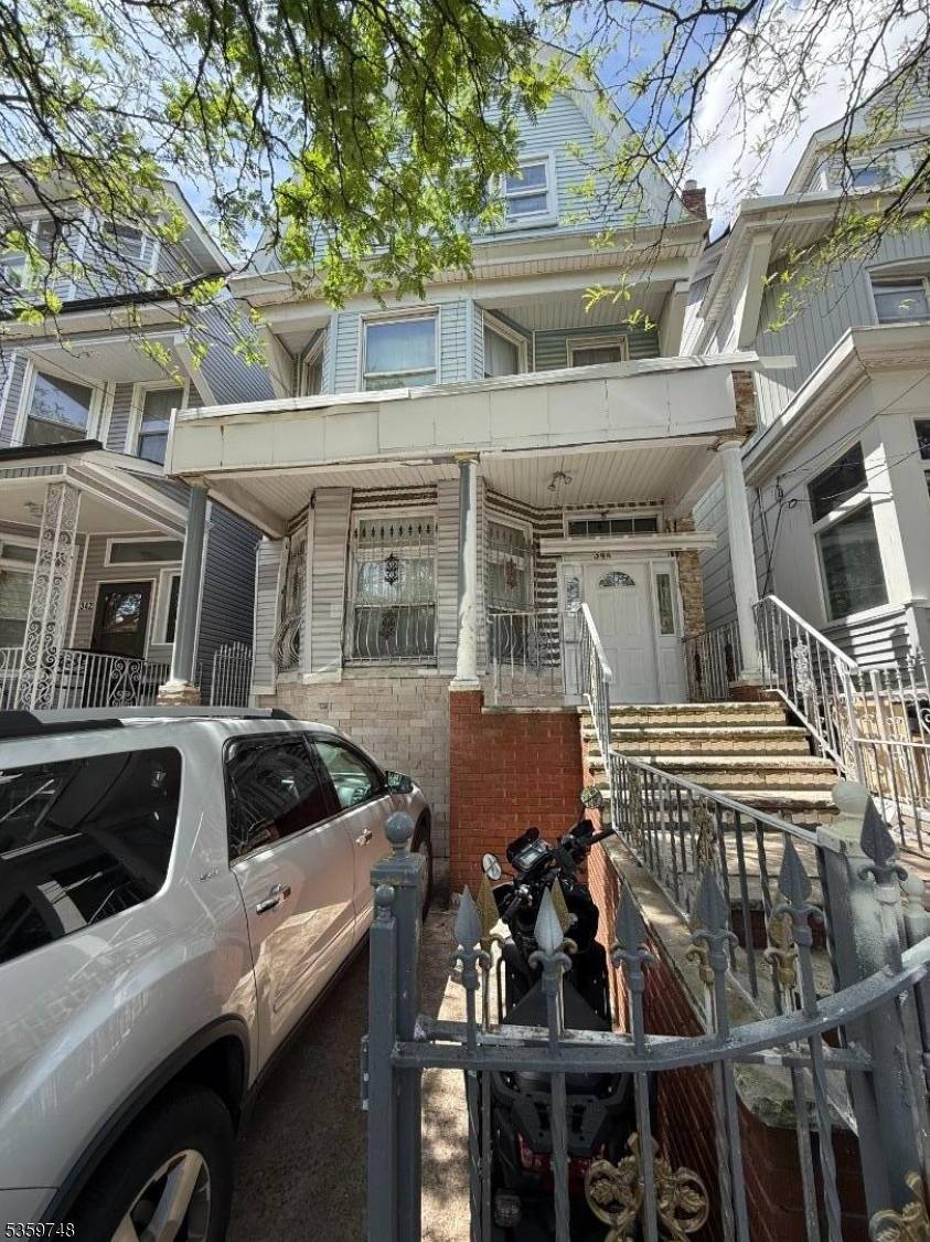 Newark City, NJ 07104,344 Clifton Ave