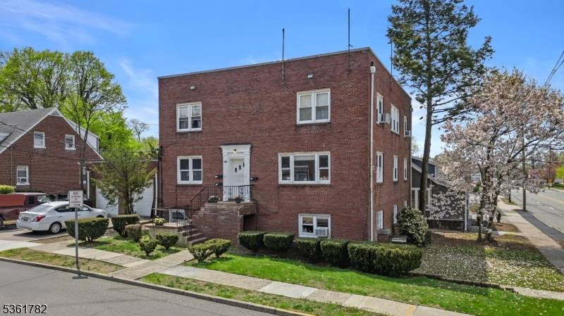 Highland Park Boro, NJ 08904,1020 Raritan Ave