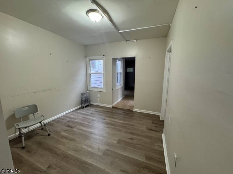 Newark City, NJ 07104,27 Highland Ave