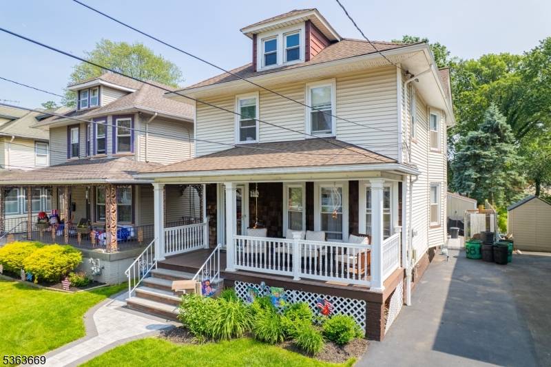 Roselle Park Boro, NJ 07204,158 E Grant Ave