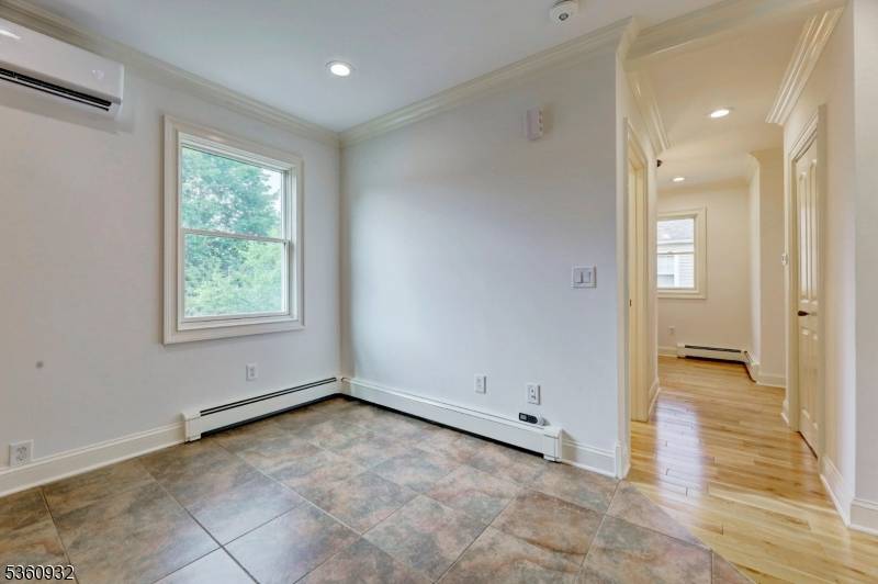 Hawthorne Boro, NJ 07506,406 Dixie Ave