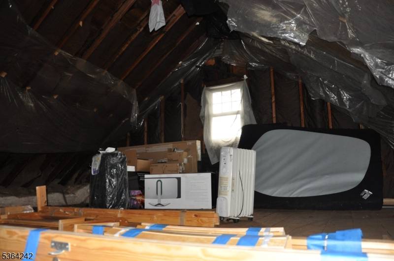 Little Falls Twp., NJ 07424,16 Hughes Pl