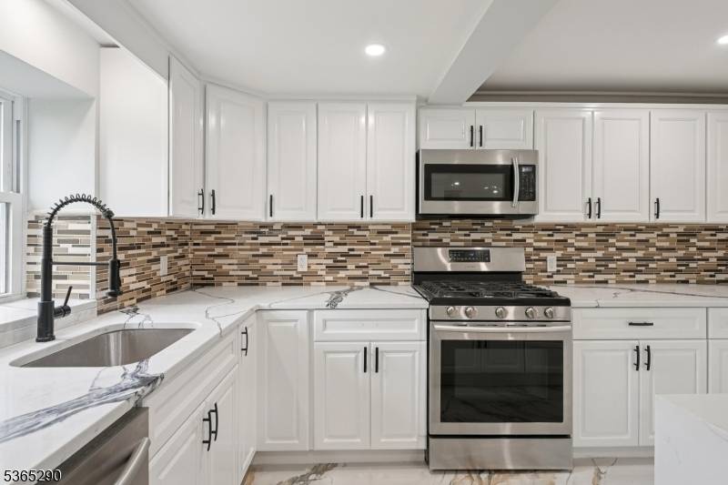 Hamilton Twp., NJ 08619,126 Cooney Ave