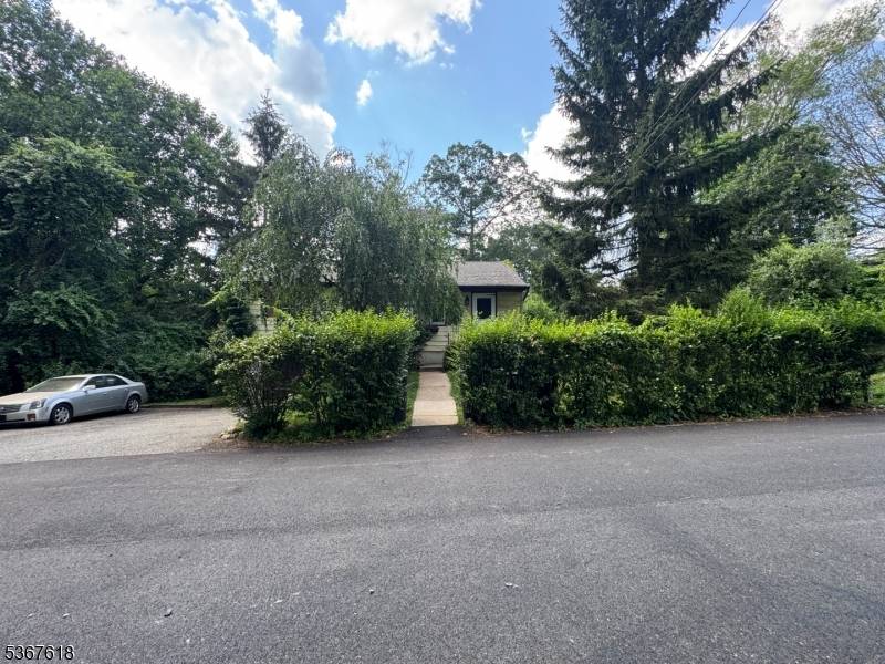 Jefferson Twp., NJ 07849,30 Terrence Ave