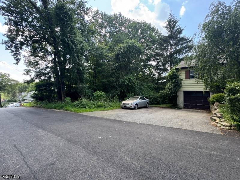 Jefferson Twp., NJ 07849,30 Terrence Ave