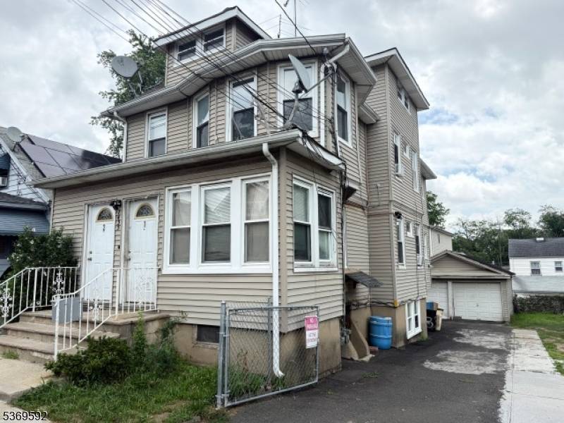 Hillside Twp., NJ 07205,1435 Leslie St