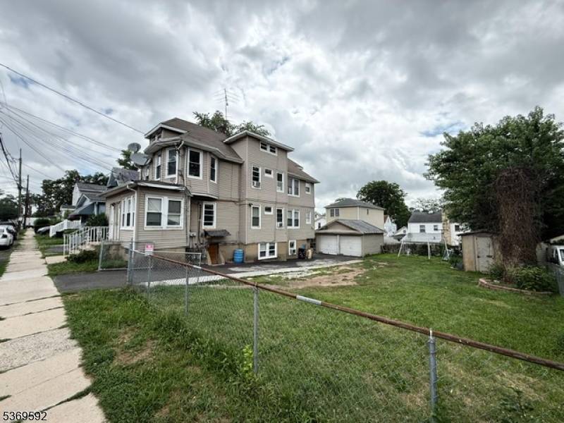 Hillside Twp., NJ 07205,1435 Leslie St