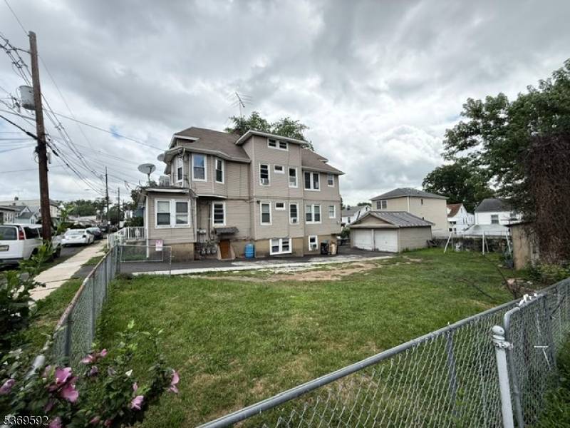 Hillside Twp., NJ 07205,1435 Leslie St