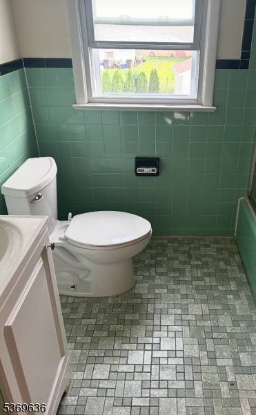 Bound Brook Boro, NJ 08805,234 West High St #2