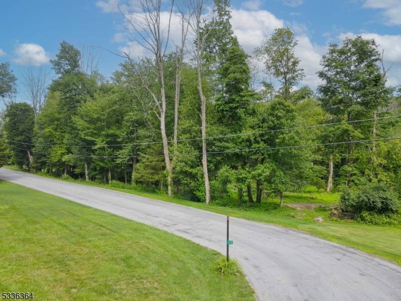 Andover Twp., NJ 07860,000 Florence Ln