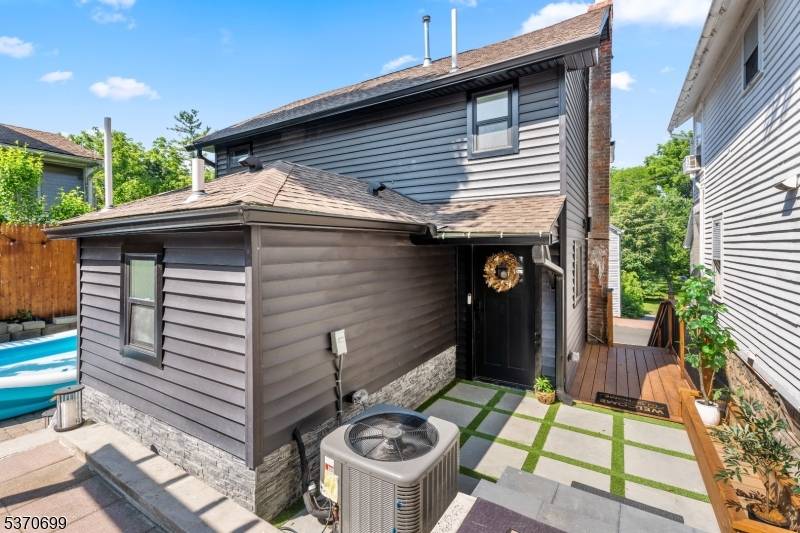 Hamburg Boro, NJ 07419,17 Main St