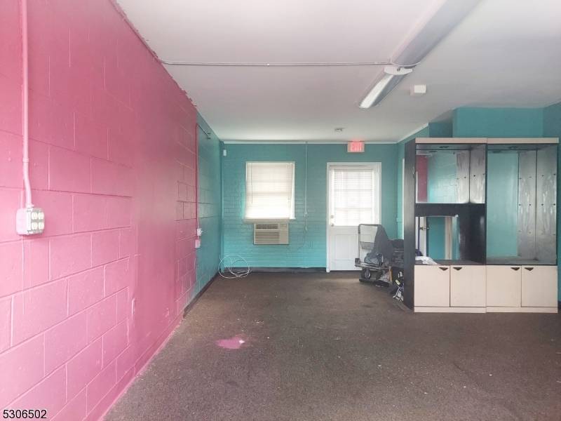 Flemington Boro, NJ 08822,117 Broad St - Suite 5