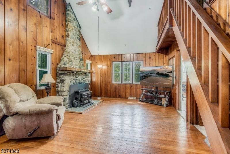 Vernon Twp., NJ 07422,114 Pocantecs Rd