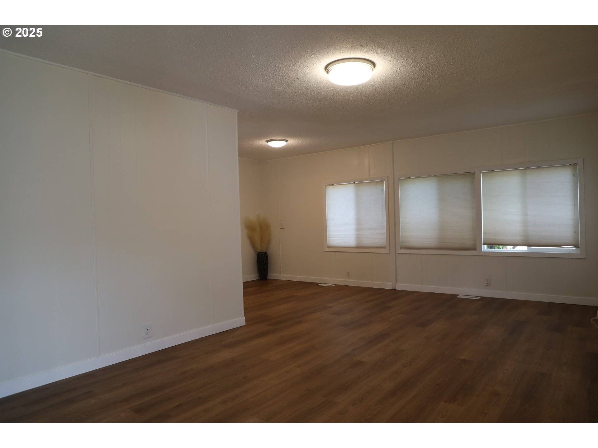 Tigard, OR 97224,11402 SW Royal Villa Dr 144