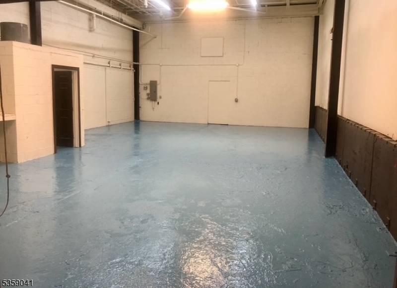 Franklin Boro, NJ 07416,12 Cork Hill Rd