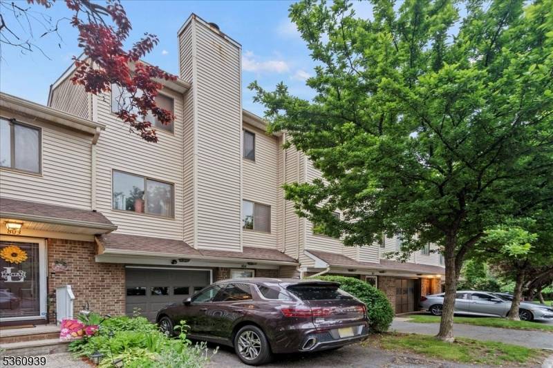 Union Twp., NJ 07083,804 Orchard Meadows Dr