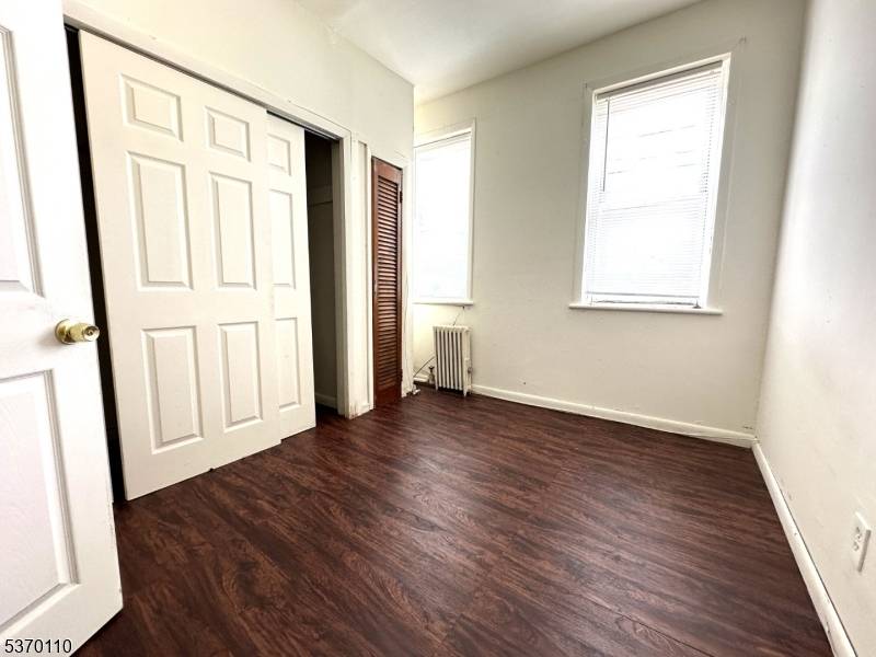 Lyndhurst Twp., NJ 07071,528 Valley Brook Ave 2nd Fl