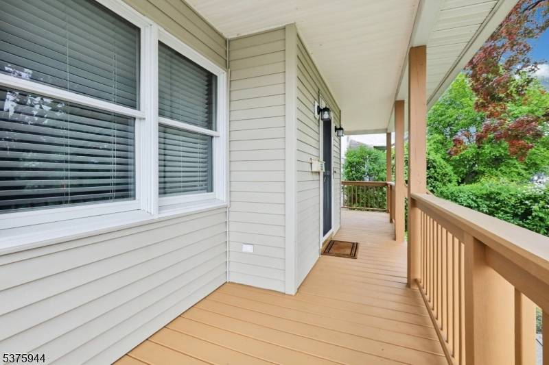 Waldwick Boro, NJ 07463,55 Harrison Ave