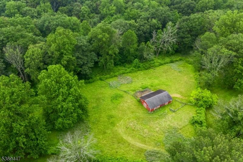 Bernardsville Boro, NJ 07924,331-1 Mendham Rd