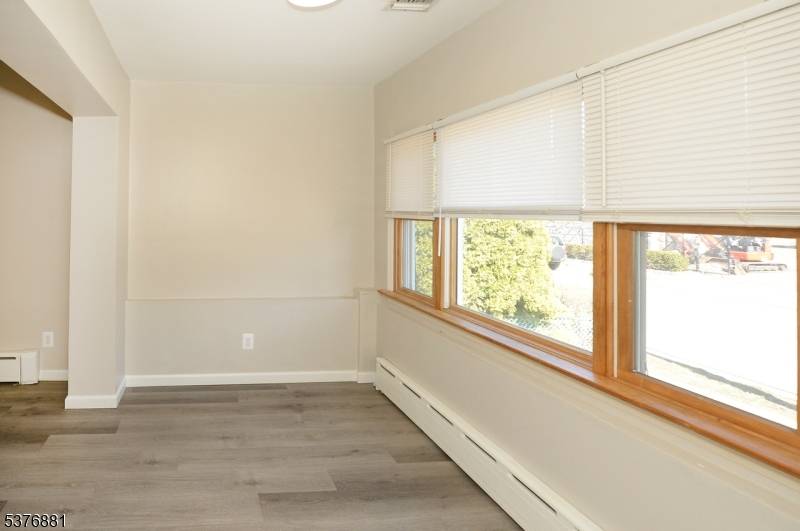 Waldwick Boro, NJ 07463,28 Zazzetti St