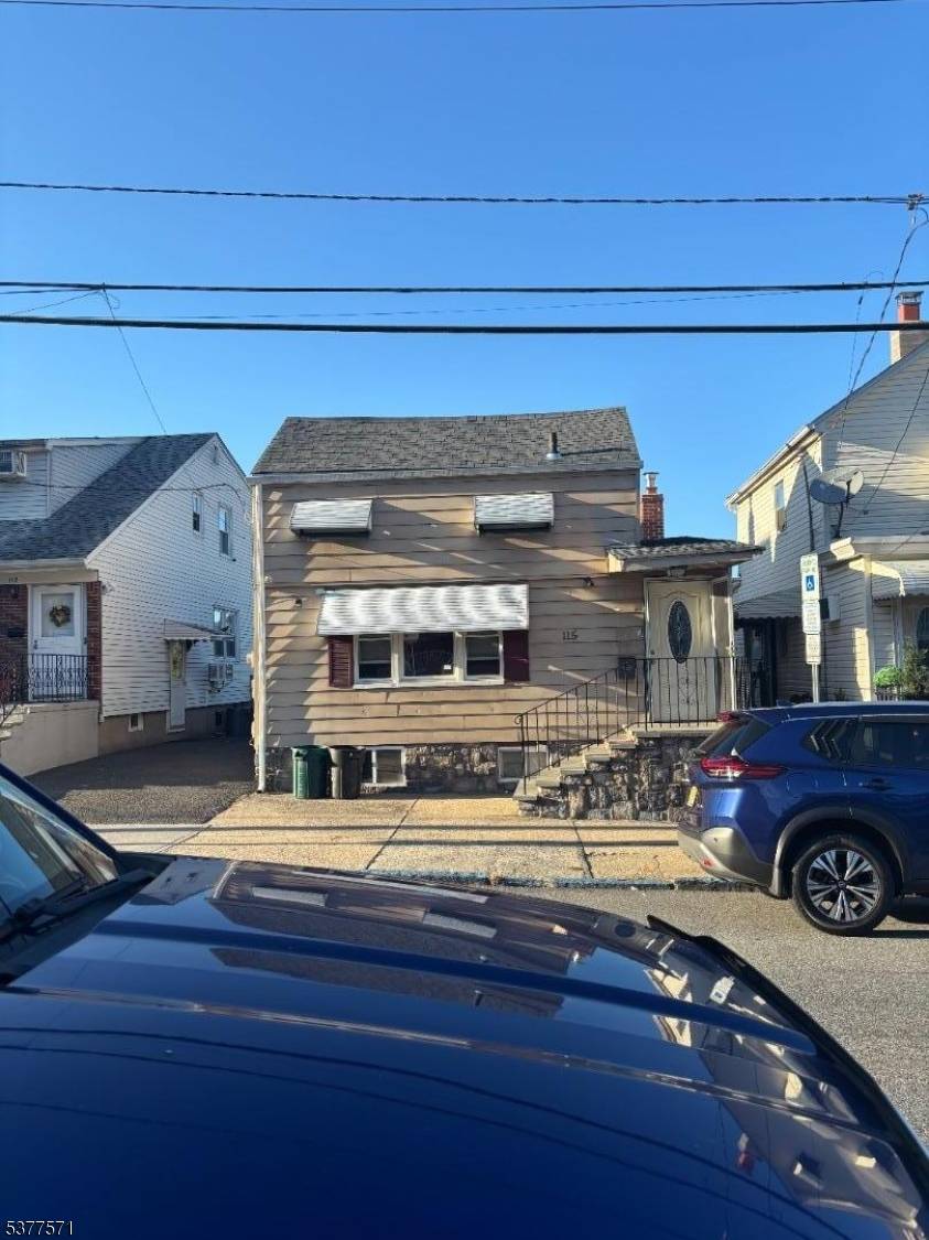 Paterson City, NJ 07501,115 CALDWELL AVE.