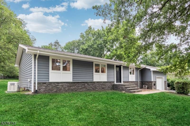 Wyckoff Twp., NJ 07481,137 Elmwood Pl