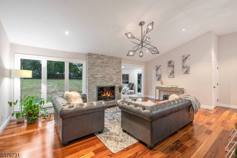 Wyckoff Twp., NJ 07481,137 Elmwood Pl