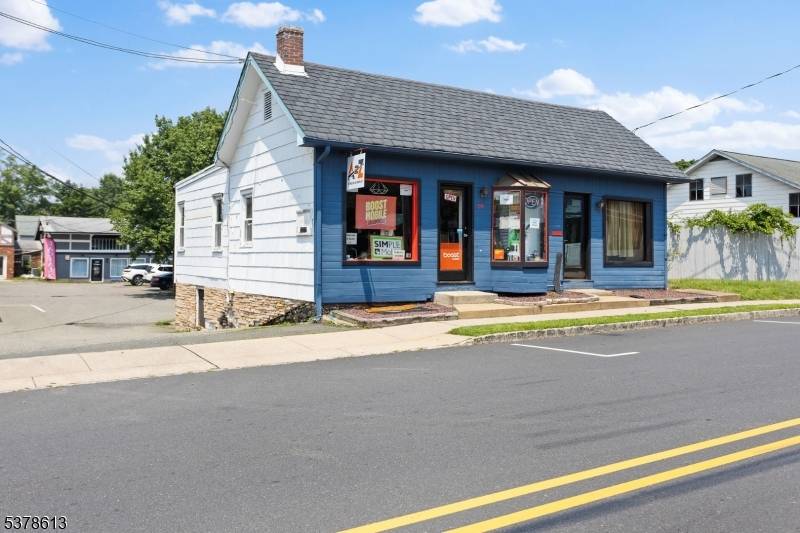 Flemington Boro, NJ 08822,39 Mine St