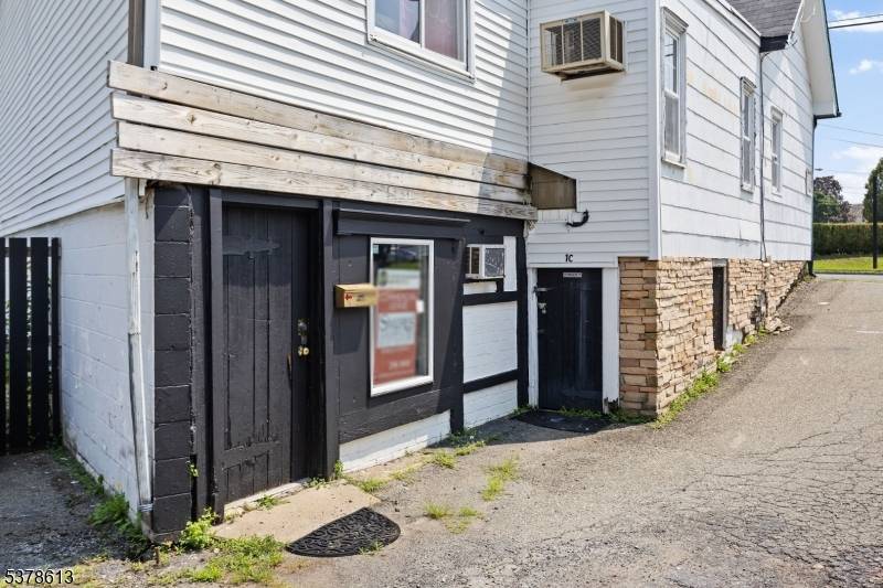 Flemington Boro, NJ 08822,39 Mine St