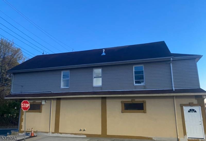 Hillside Twp., NJ 07205,476 Bloy St