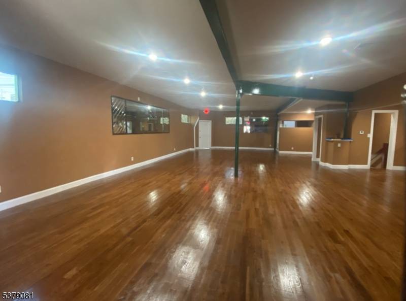 Hillside Twp., NJ 07205,476 Bloy St