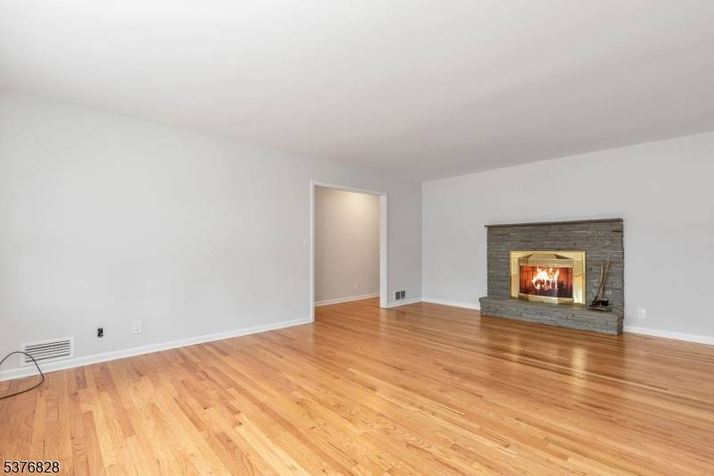 Madison Boro, NJ 07940,96 North St