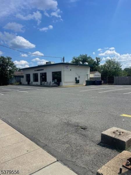 Perth Amboy City, NJ 08861,447 Smith St