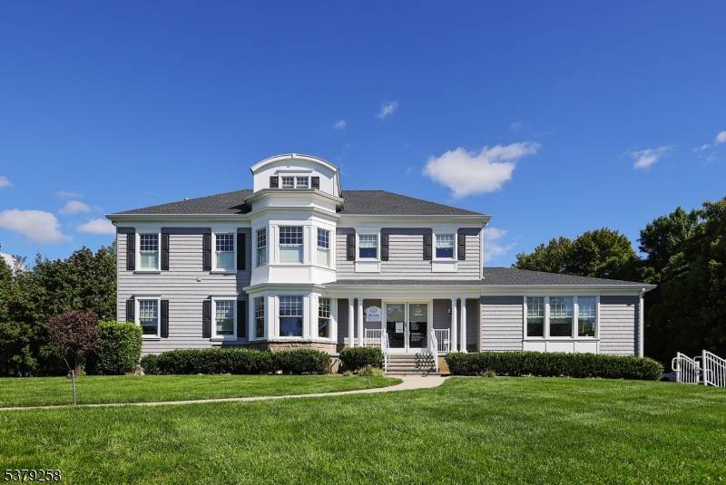 Westfield Town, NJ 07090,502 E Broad St