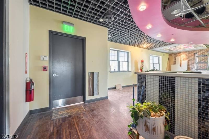 Berkeley Heights Twp., NJ 07922,515 Springfield Ave