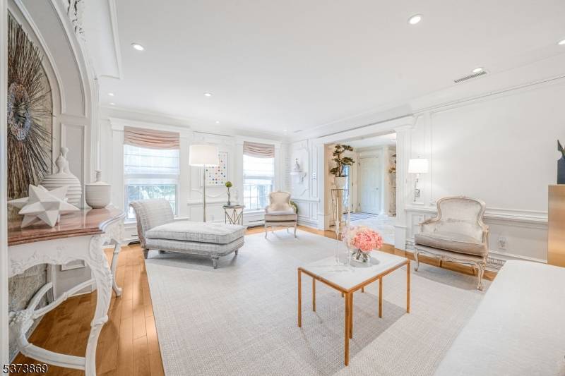 Montville Twp., NJ 07045,22 Fawn Drive