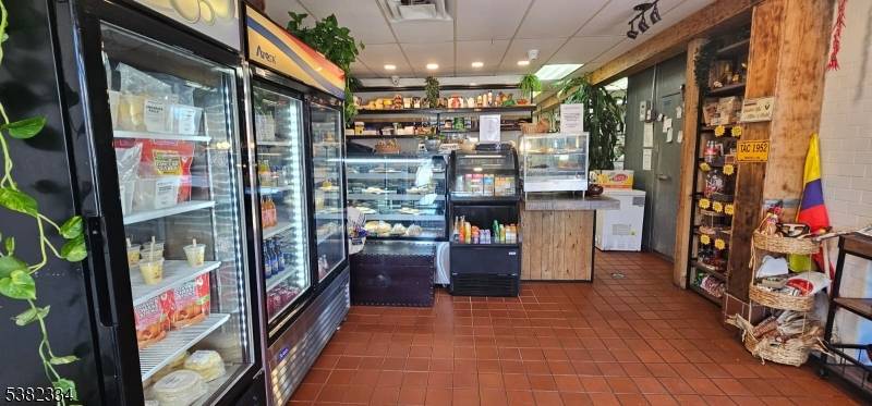 Clifton City, NJ 07011,1295 Main Ave