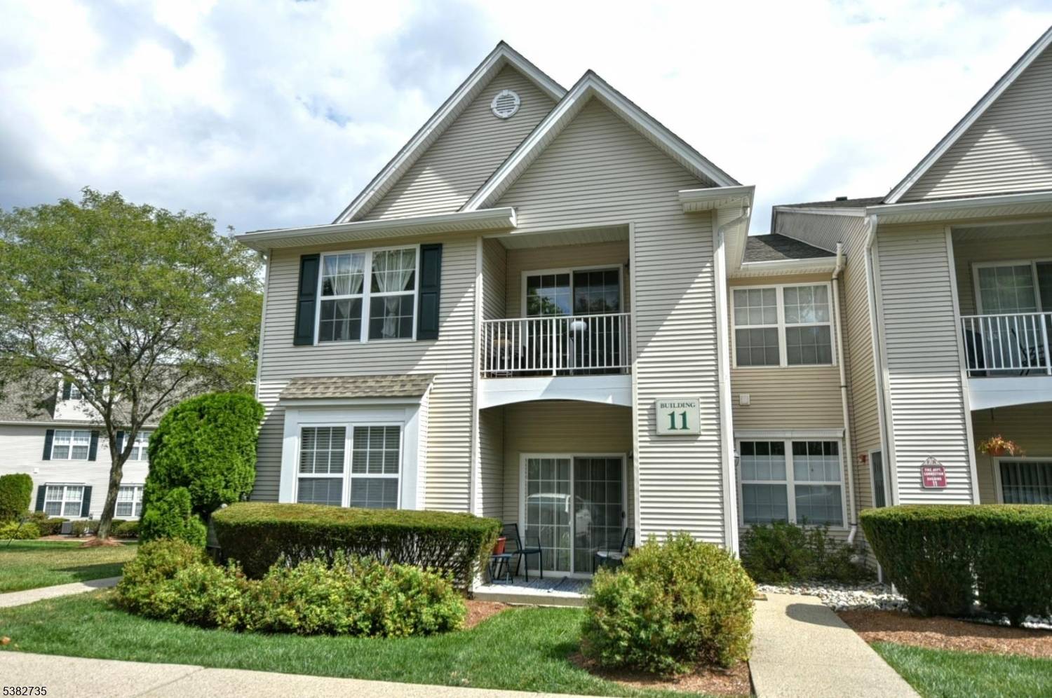 Butler Boro, NJ 07405,402 Cambridge Dr #402