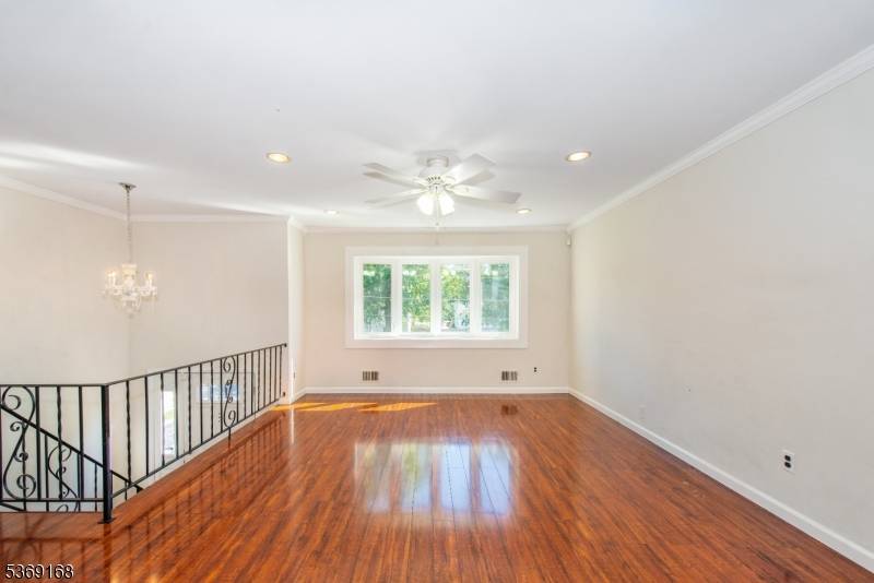 South Plainfield Boro, NJ 07080,206 Woolworth Ave