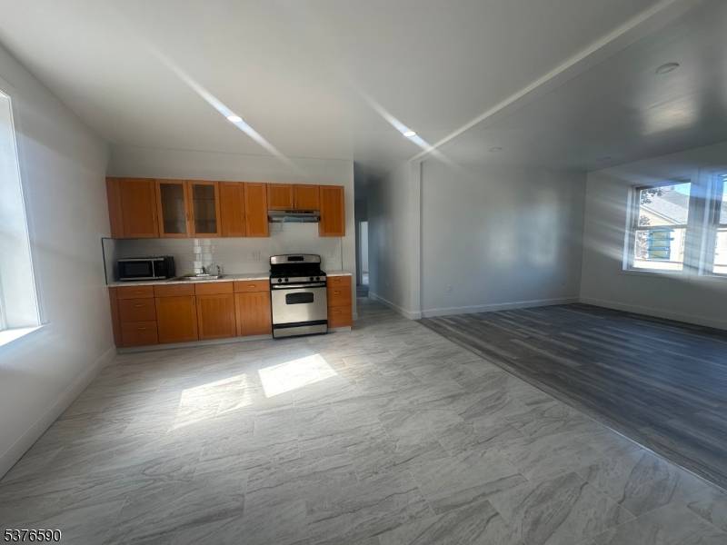 Phillipsburg Town, NJ 08865,105 Filmore St