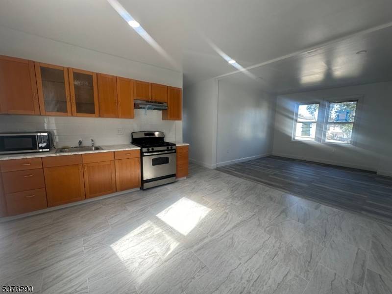 Phillipsburg Town, NJ 08865,105 Filmore St